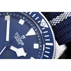 Tudor Pelagos FXD 25707B TI/NY Blue/Dot M+F 8N24