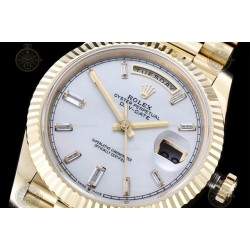 Day-Date 40mm 904L YG/Flt/Pres White MOP/B.Dia GMF A2836